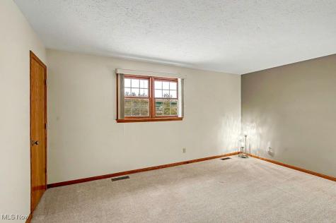 129 S 4th Street Marietta OH 45750