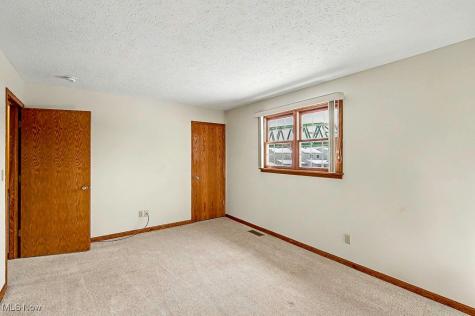 129 S 4th Street Marietta OH 45750