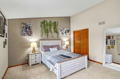 129 S 4th Street Marietta OH 45750