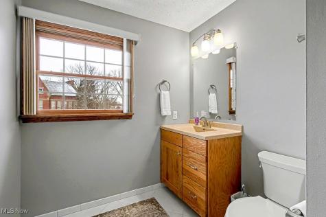129 S 4th Street Marietta OH 45750