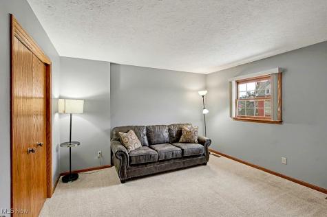 129 S 4th Street Marietta OH 45750