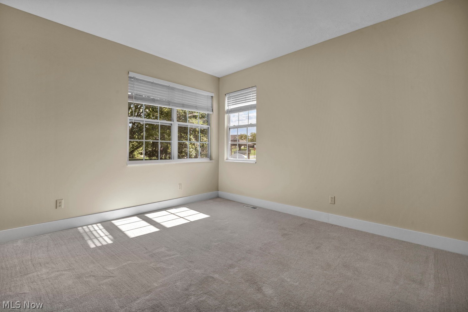 7390 Forest Cove Lane Northfield OH 44067