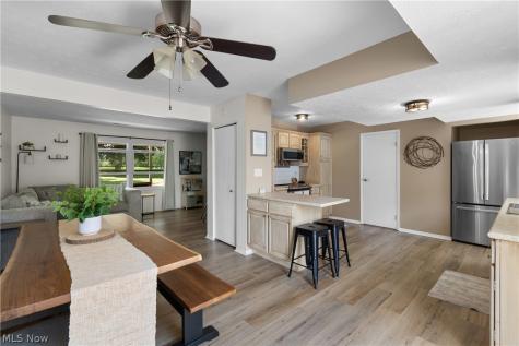 3954 Townhouse Lane Uniontown OH 44685