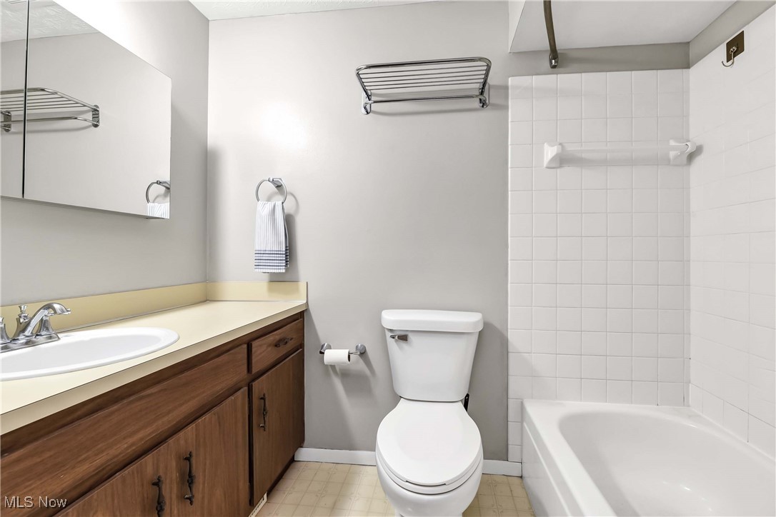 1920 King James Parkway Westlake OH 44145