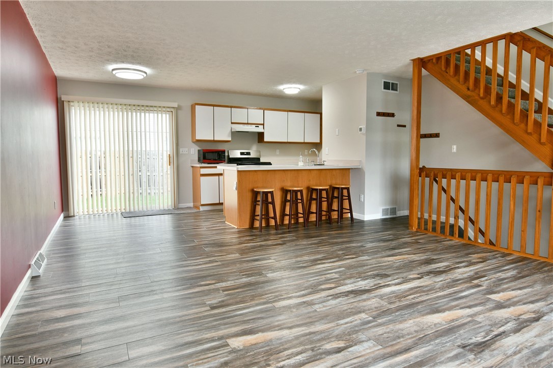 3254 Deer Trail Cortland OH 44410