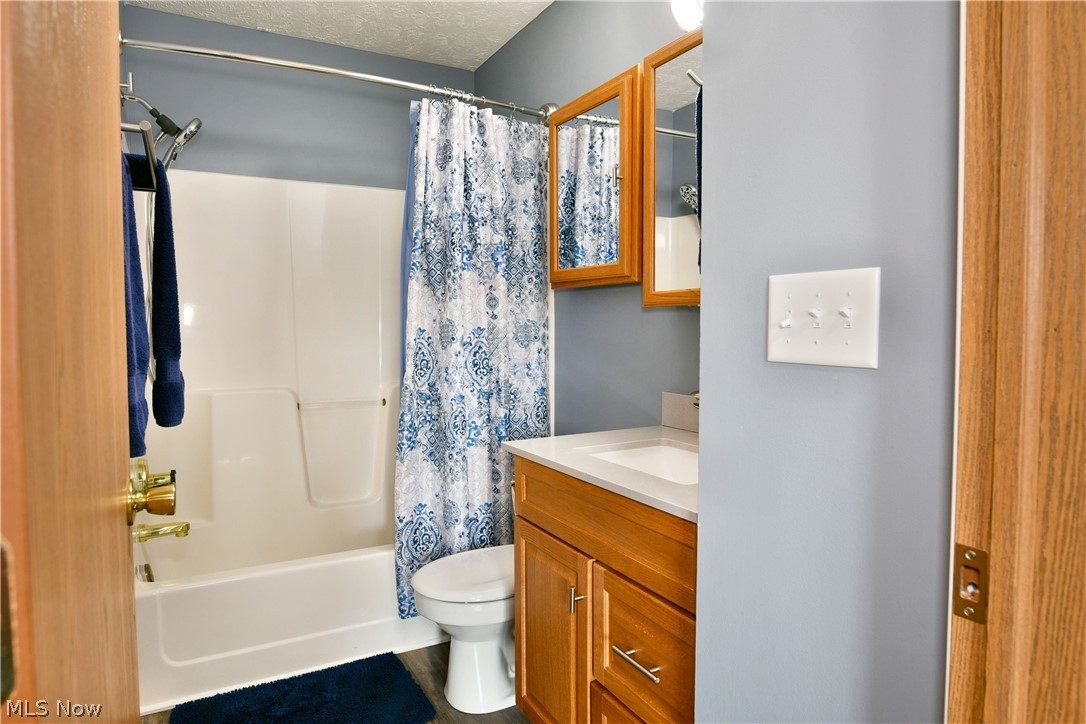 3254 Deer Trail Cortland OH 44410