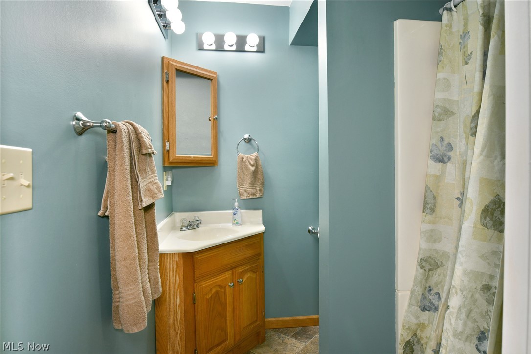 3254 Deer Trail Cortland OH 44410