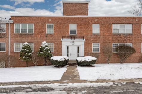 3271 Warrensville Center Road Shaker Heights OH 44122