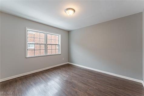 3271 Warrensville Center Road Shaker Heights OH 44122