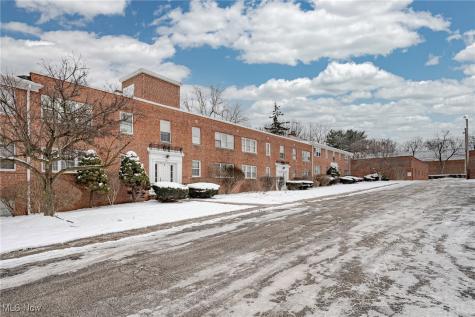 3271 Warrensville Center Road Shaker Heights OH 44122