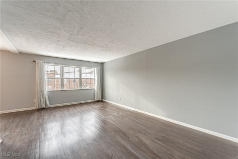 3271 Warrensville Center Road Shaker Heights OH 44122
