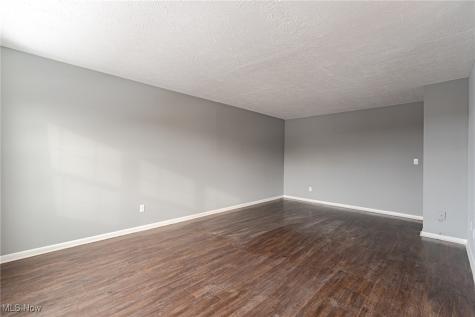 3271 Warrensville Center Road Shaker Heights OH 44122