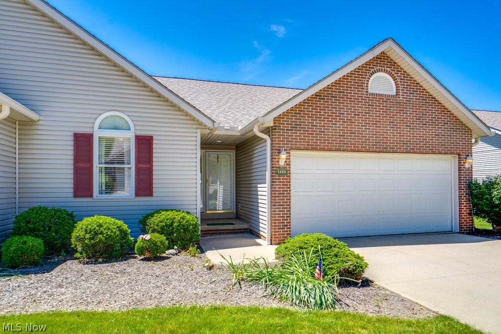 1488 Waters Edge Drive Akron OH 44313