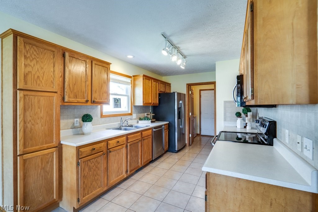 1488 Waters Edge Drive Akron OH 44313