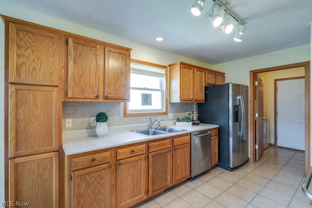 1488 Waters Edge Drive Akron OH 44313