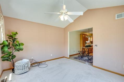 1488 Waters Edge Drive Akron OH 44313