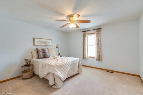 1488 Waters Edge Drive Akron OH 44313
