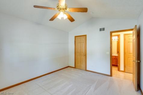 1488 Waters Edge Drive Akron OH 44313