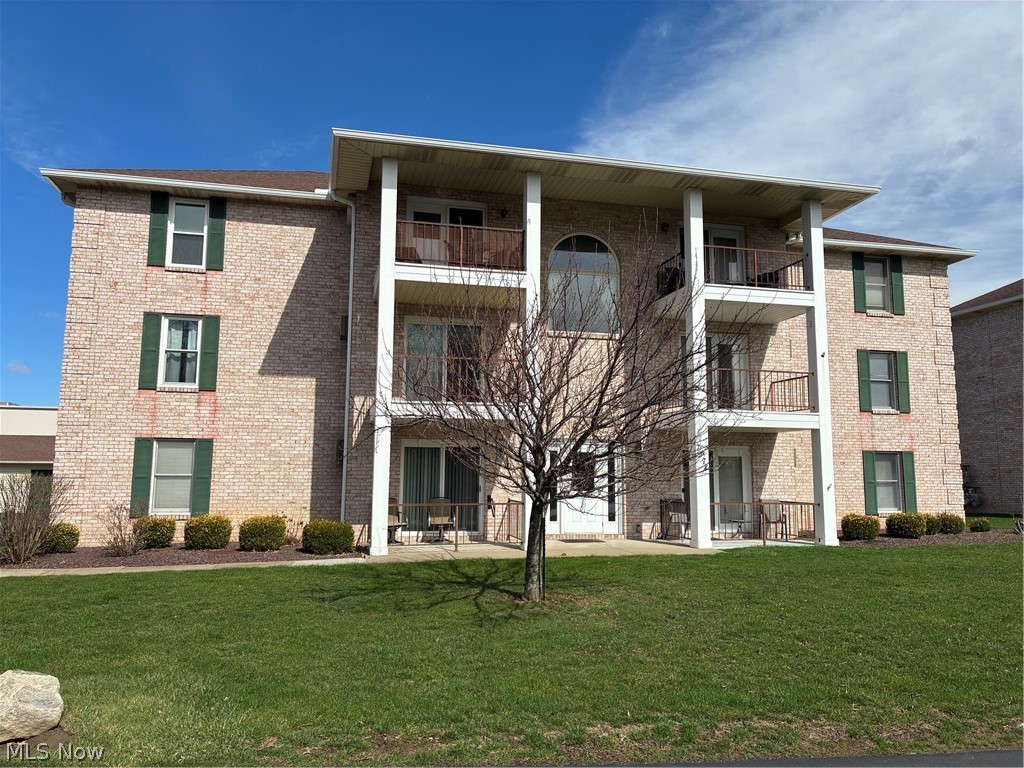 7374 Eisenhower Drive Boardman OH 44512