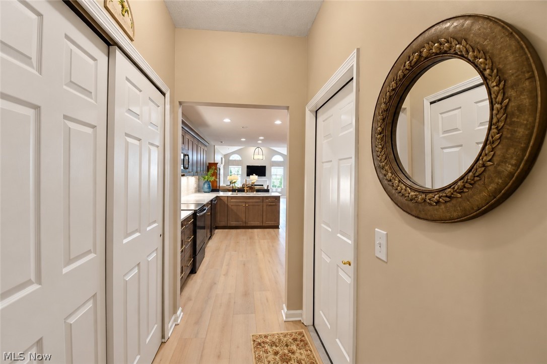 246 Sandover Drive Aurora OH 44202