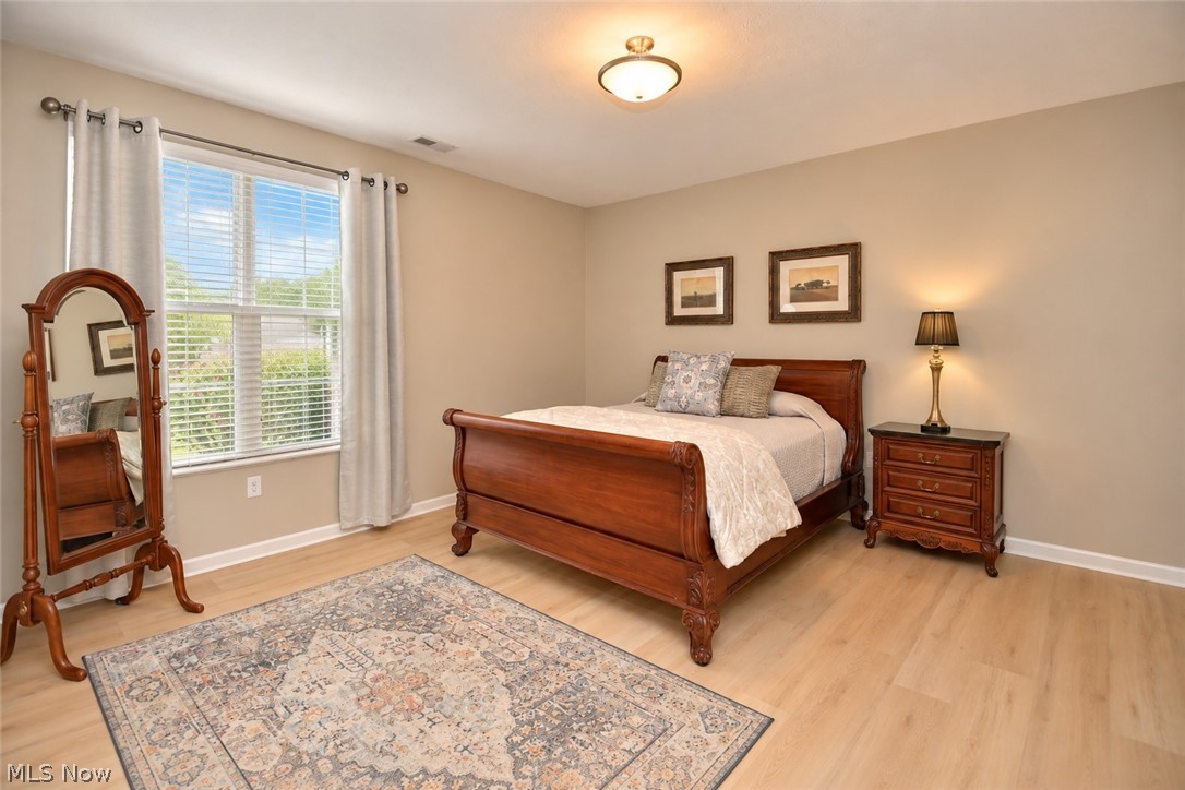 246 Sandover Drive Aurora OH 44202