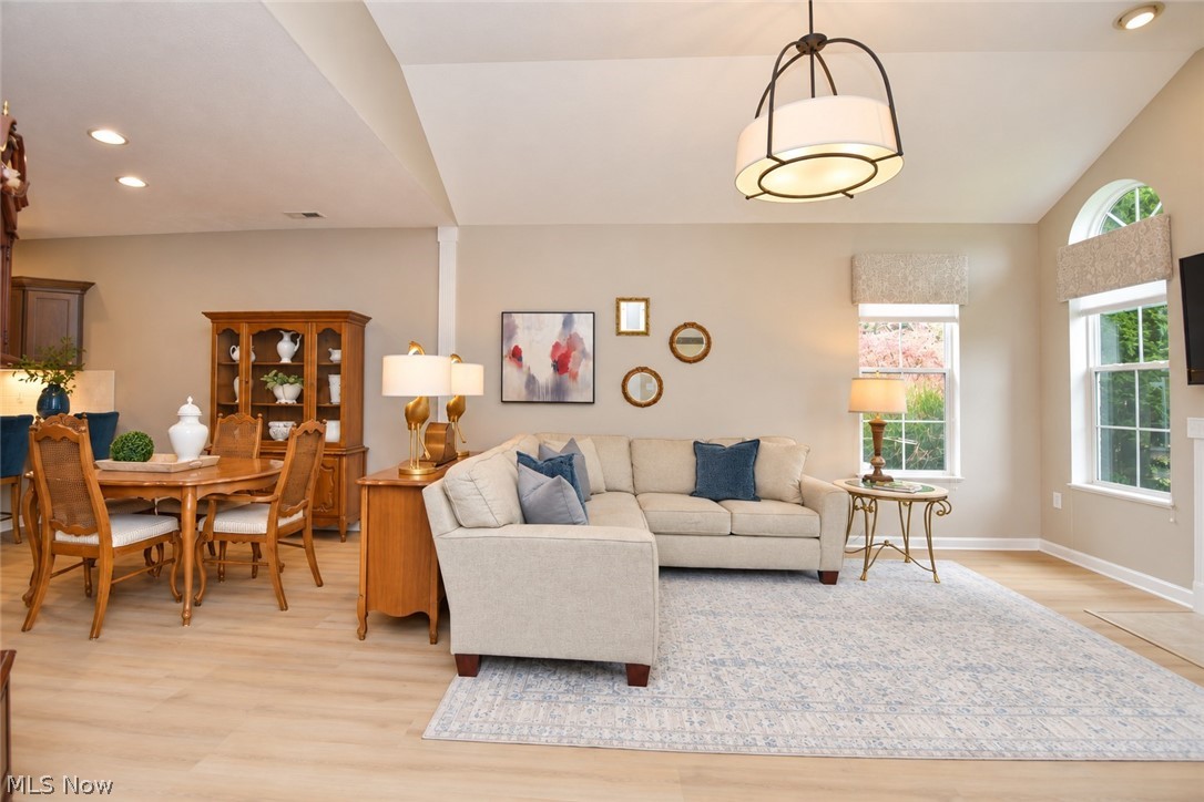 246 Sandover Drive Aurora OH 44202