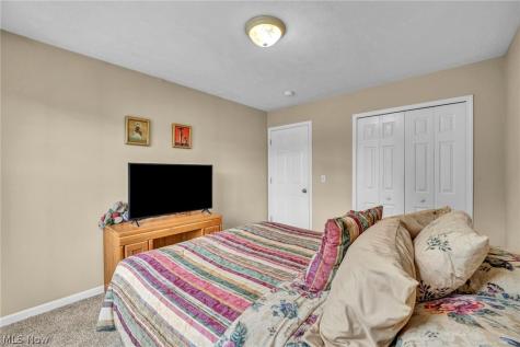 309 Lake Breeze Cove Eastlake OH 44095