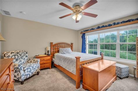309 Lake Breeze Cove Eastlake OH 44095