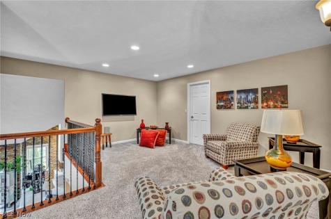 309 Lake Breeze Cove Eastlake OH 44095