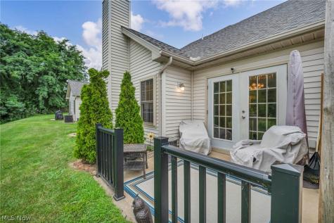 309 Lake Breeze Cove Eastlake OH 44095