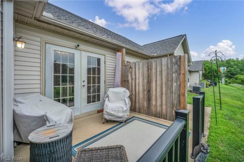 309 Lake Breeze Cove Eastlake OH 44095
