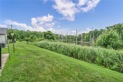 309 Lake Breeze Cove Eastlake OH 44095