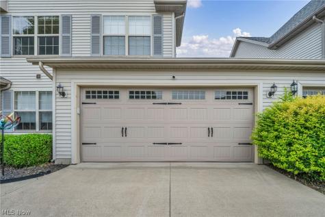 309 Lake Breeze Cove Eastlake OH 44095
