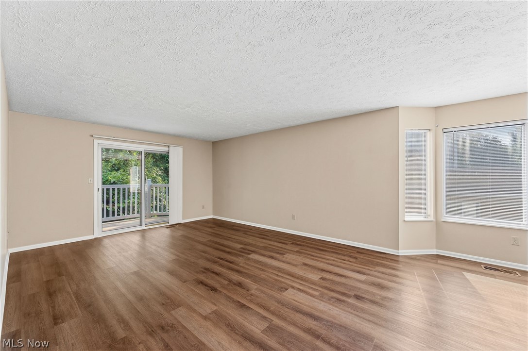 361 Village Pointe Drive Akron OH 44313