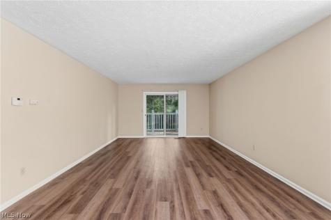 361 Village Pointe Drive Akron OH 44313