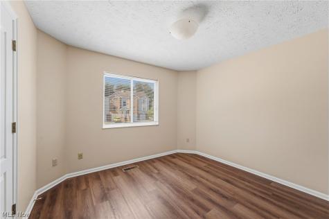 361 Village Pointe Drive Akron OH 44313