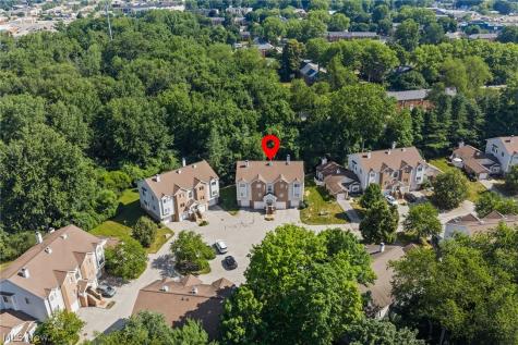 361 Village Pointe Drive Akron OH 44313