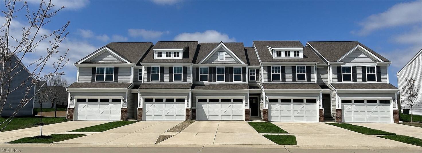 945-2 Memory Lane Aurora OH 44202