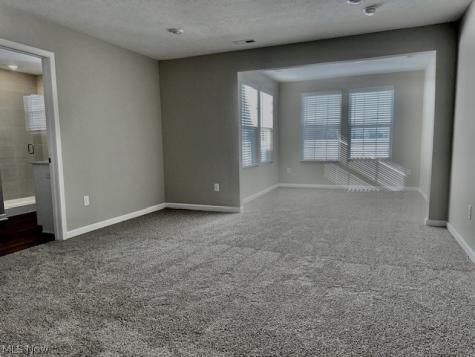 945-2 Memory Lane Aurora OH 44202