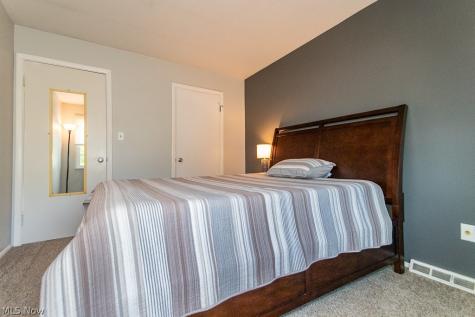 6813 Colonial Drive Mentor OH 44060