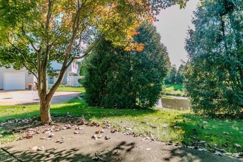 6813 Colonial Drive Mentor OH 44060