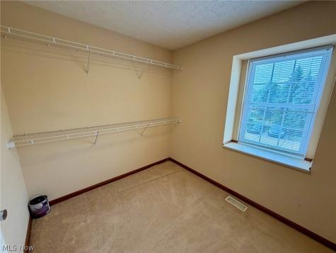 967 Penn Place Painesville OH 44077