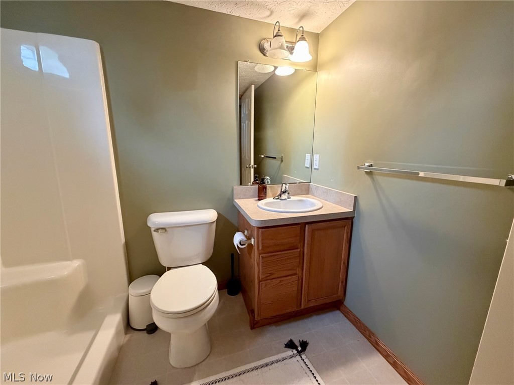 967 Penn Place Painesville OH 44077