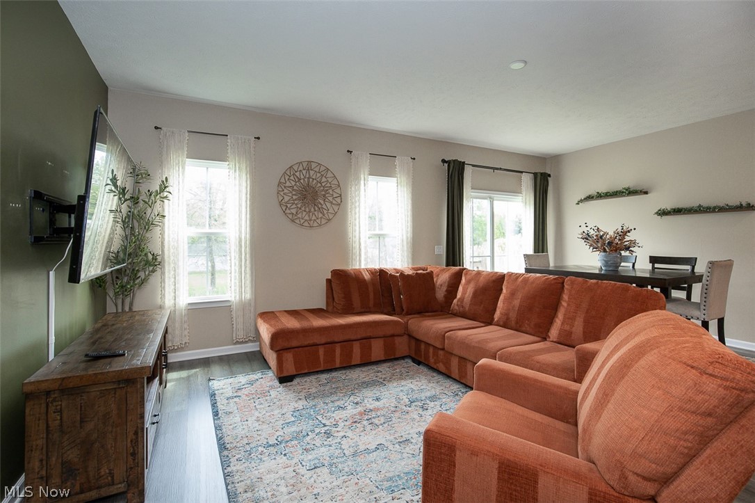 1165 Meadow Run Copley OH 44321