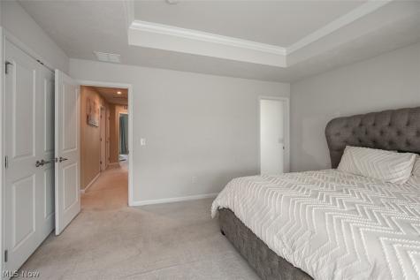 1165 Meadow Run Copley OH 44321