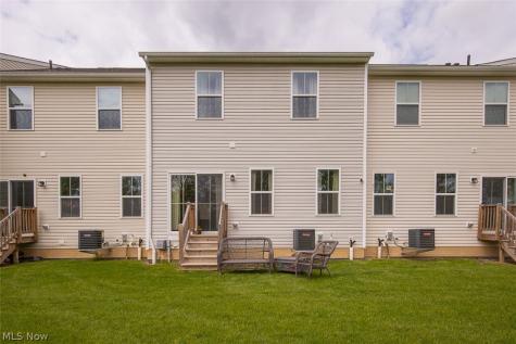 1165 Meadow Run Copley OH 44321