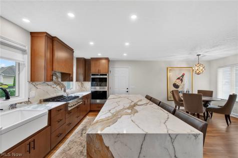 5174 Sea Pines Circle NW Canton OH 44718