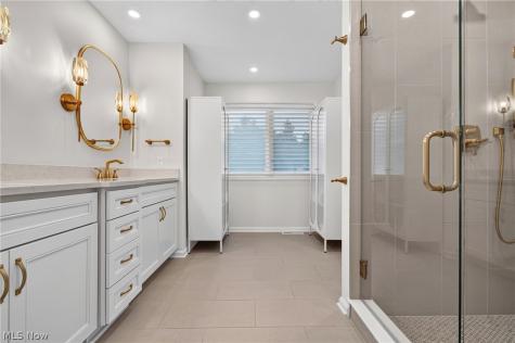 5174 Sea Pines Circle NW Canton OH 44718