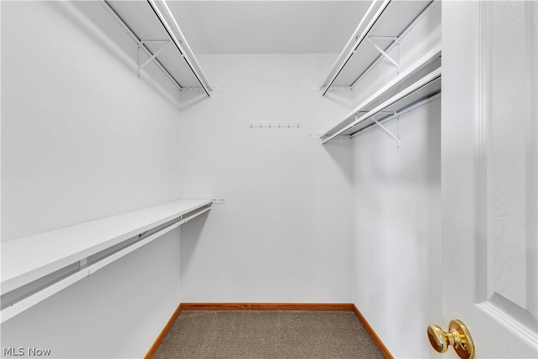 406 Oleander Oval Madison OH 44057