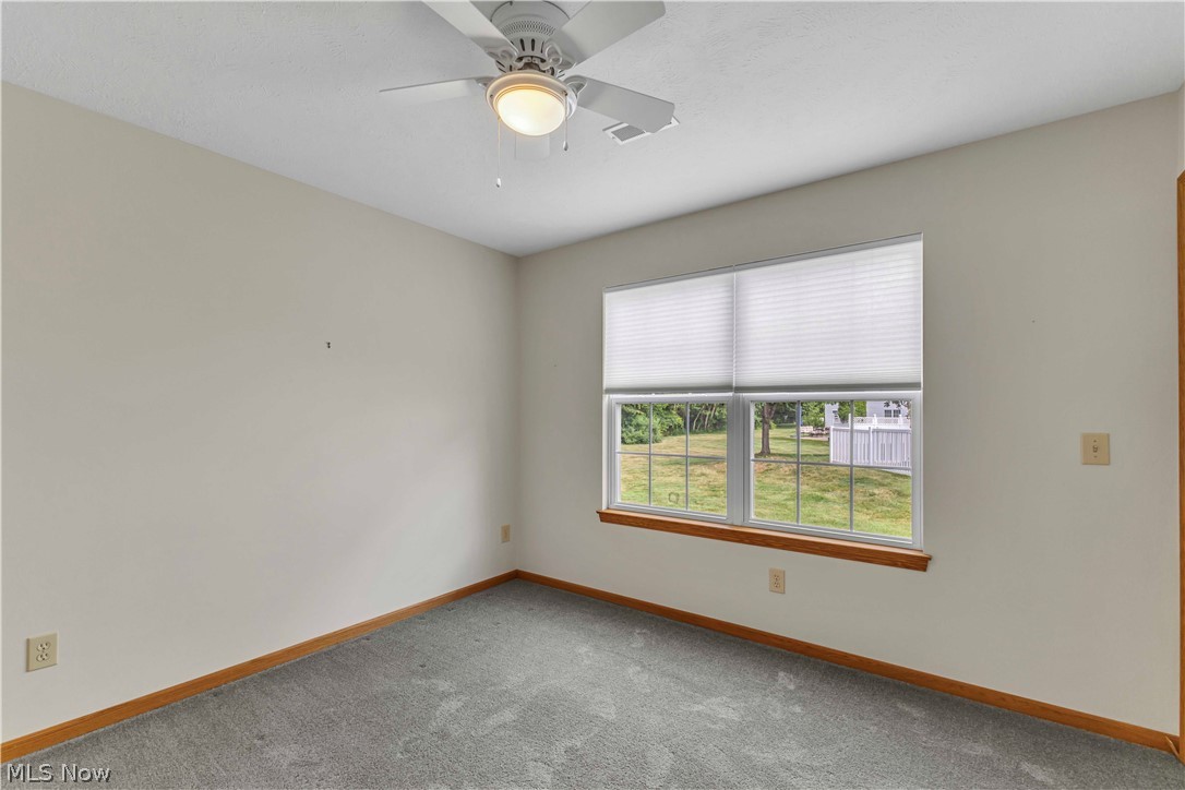 406 Oleander Oval Madison OH 44057